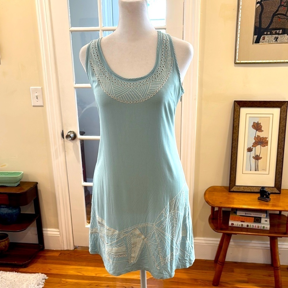 Kimchi Blue Light Blue Sleeveless Dress with Embroidered Details. Size S